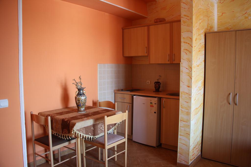 Alvanita Apartments ウルツィニ エクステリア 写真