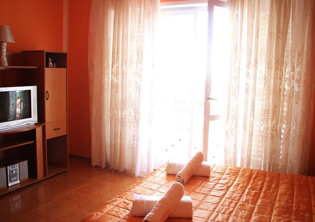 Alvanita Apartments ウルツィニ エクステリア 写真