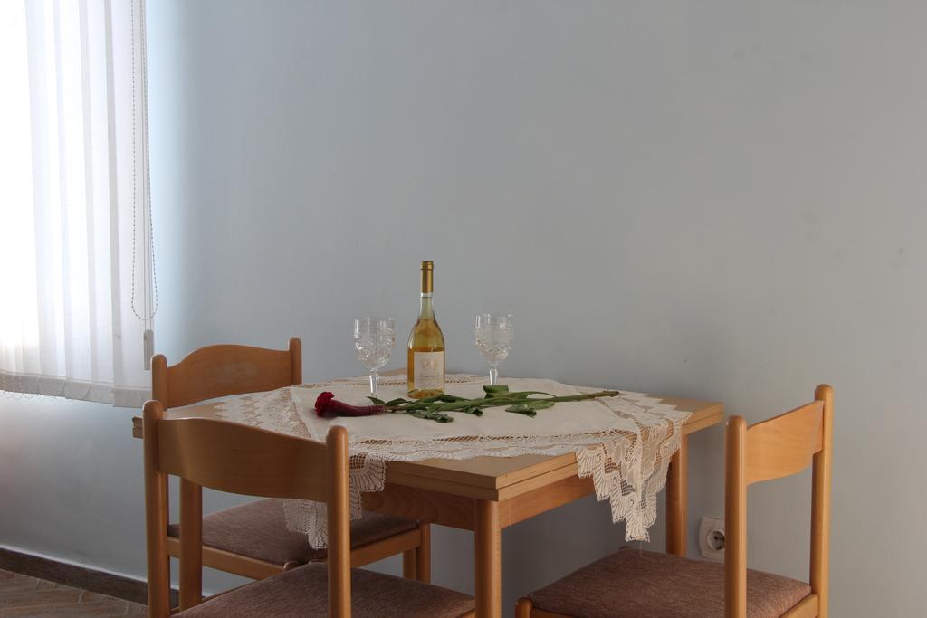 Alvanita Apartments ウルツィニ エクステリア 写真